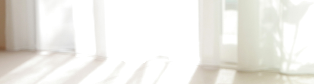 日差しが差し込む部屋